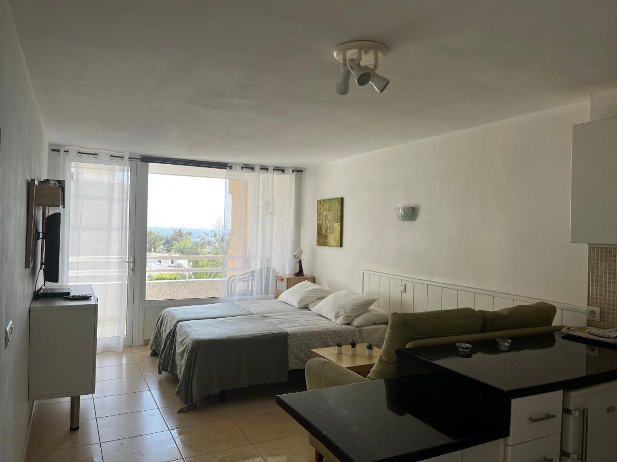 Borinquen Studio Apartment Playa Feñabe Exterior foto